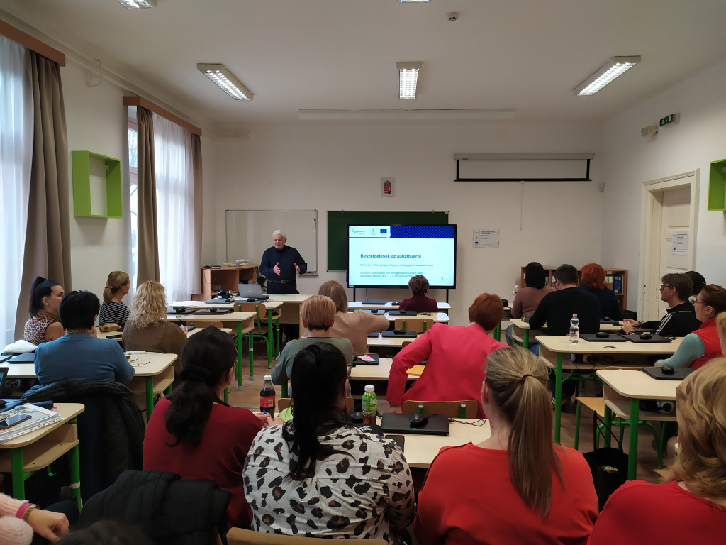 RRF-1.2.4-25-2025-00031_előadás 1